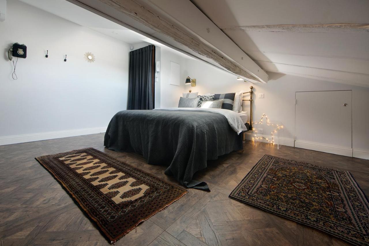 דירות ניס Cocoon Loft - Magnifique Loft Sous Toit, Refait A Neuf, Vues Splendides, Clim, Wifi מראה חיצוני תמונה